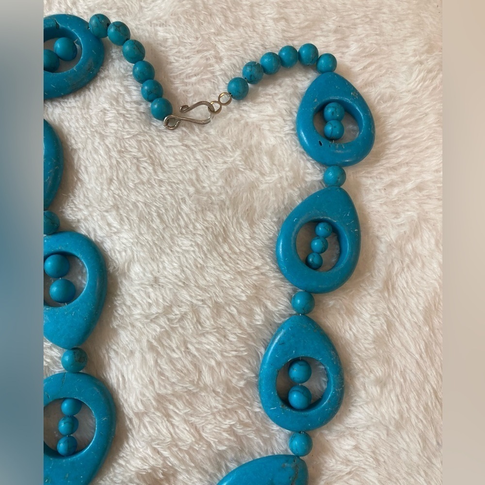 Beautiful‎ Faux Turquoise Bohemian Necklace - Picture 2 of 6